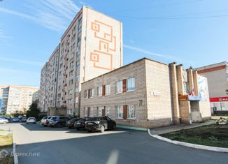 Продается 3-комнатная квартира, 58 м2, Ижевск, улица Баранова, 77, жилой район Строитель