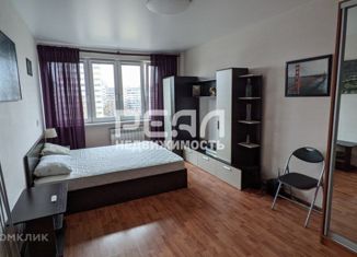 Продам 1-комнатную квартиру, 30.4 м2, Санкт-Петербург, Аэродромная улица, 11к1, метро Пионерская