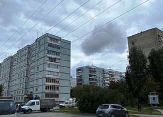 Продаю 2-комнатную квартиру, 54 м2, Новосибирск, улица Иванова, 32, Советский район