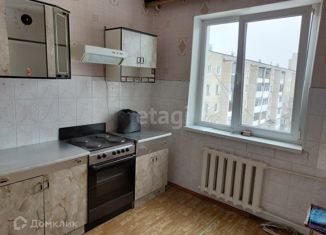 2-комнатная квартира на продажу, 52.3 м2, Челябинская область, улица 40-летия Победы, 32