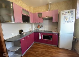 Продается трехкомнатная квартира, 73.1 м2, Новодвинск, улица Фронтовых Бригад, 9