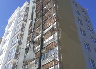 Продам 1-ком. квартиру, 49 м2, Феодосия, Симферопольское шоссе, 52