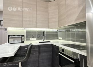 Сдам в аренду 1-ком. квартиру, 41.9 м2, Москва, улица Дмитрия Ульянова, 43к3