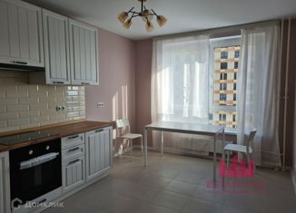 Трехкомнатная квартира в аренду, 80 м2, Москва, улица Михайлова, 30Ак4, метро Рязанский проспект