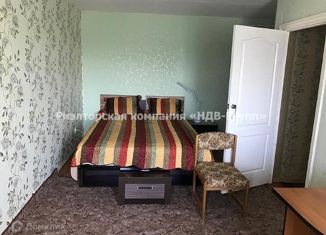 Сдается трехкомнатная квартира, 80 м2, Хабаровский край, Большая улица, 105