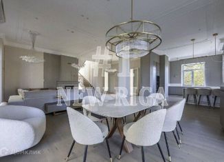 Продам дом, 600 м2, коттеджный поселок Монтевиль