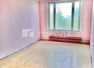 Продаю 2-комнатную квартиру, 45.2 м2, Москва, улица Генерала Антонова, 1, метро Беляево