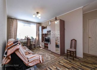 Продается 3-комнатная квартира, 58.4 м2, Новосибирск, улица Кошурникова, 16, метро Золотая Нива