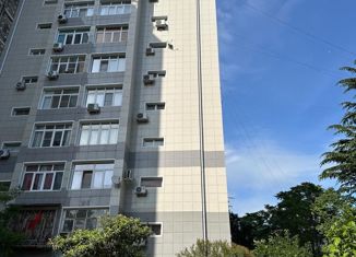 Продажа 2-ком. квартиры, 60.7 м2, Краснодарский край, Северная улица, 16