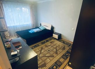 Двухкомнатная квартира на продажу, 44 м2, Луга, проспект Урицкого, 22