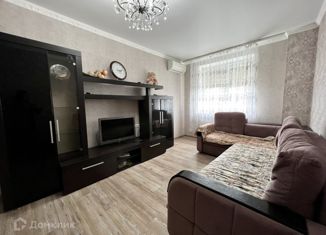 Продам 2-ком. квартиру, 55 м2, Аксай, улица Суворова, 15