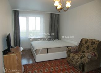 Продается однокомнатная квартира, 35.2 м2, Рыбное, Большая улица, 12