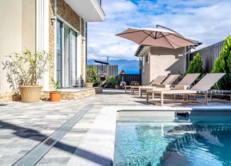 Дом на продажу, 280 м2, село Весёлое, улица имени Героя Советского Союза Е.К. Гараняна, 26/3