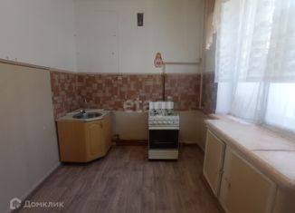 Продажа 2-ком. квартиры, 36.7 м2, Озёрск, улица Космонавтов, 12