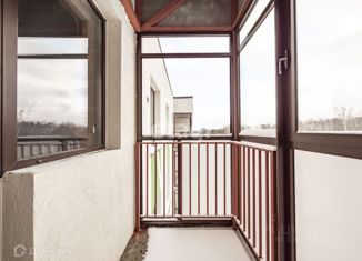 Продаю 2-ком. квартиру, 56 м2, посёлок Садовый, Снежная улица, 17