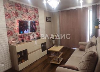 Продается 2-комнатная квартира, 56 м2, поселок Малое Исаково, улица Талькова, 3