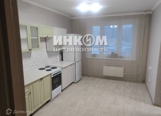 Аренда 3-комнатной квартиры, 80 м2, Москва, улица Маршала Ерёменко, 1к2, район Некрасовка