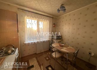 Сдается трехкомнатная квартира, 68 м2, Старый Оскол, микрорайон Весенний, 21