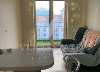 Продается 2-комнатная квартира, 46 м2, Новосибирск, улица Декабристов, 41, метро Октябрьская