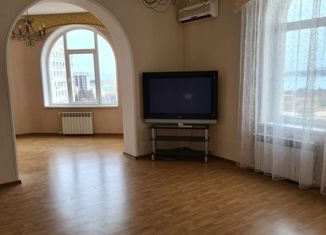 Продаю пятикомнатную квартиру, 202 м2, Севастополь, Античный проспект, 3