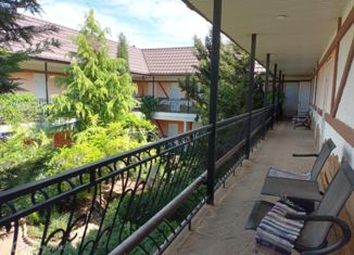 Продажа дома, 553 м2, поселок городского типа Заозерное, Каламитская улица, 36