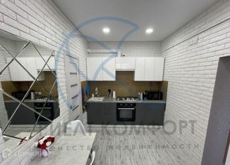 Продаю 1-комнатную квартиру, 40 м2, Советск, улица Тимирязева, 31