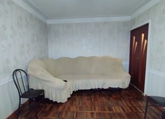 Продается двухкомнатная квартира, 46 м2, Нальчик, улица Мусова, 10, район Александровка