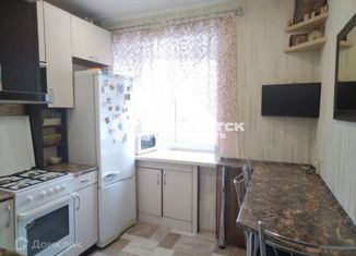 Продается двухкомнатная квартира, 43 м2, Киров, улица Ленина, 18