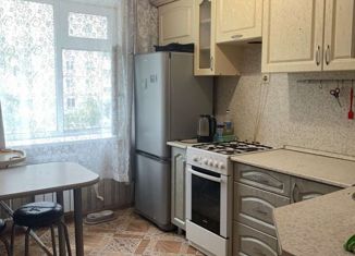 Продается трехкомнатная квартира, 62.1 м2, Курган, улица Аргентовского, 46, Центральный район