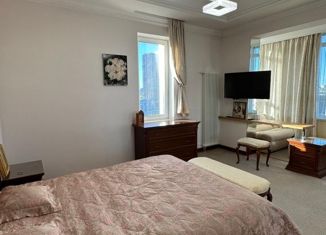 Продаю трехкомнатную квартиру, 110.9 м2, Москва, улица Дыбенко, 38к1, улица Дыбенко