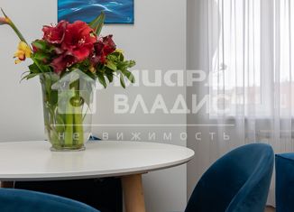 Двухкомнатная квартира на продажу, 60.3 м2, Омская область, улица Булгакова, 1