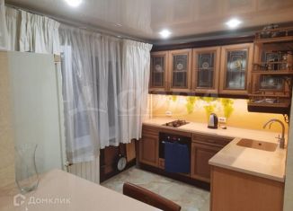 Продается 3-комнатная квартира, 96 м2, Сочи, улица Островского, 25