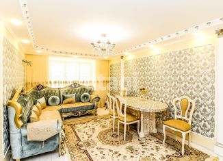 Продам 3-ком. квартиру, 83.9 м2, Тюмень, улица Избышева, 8, ЖК Нефтяник