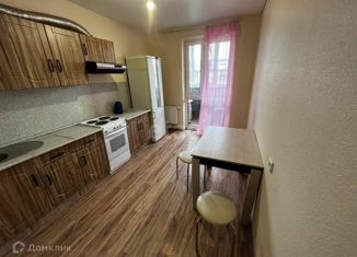 Продаю 1-комнатную квартиру, 33 м2, Краснодар, улица Евгении Жигуленко, 9, ЖК Победа