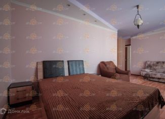 Сдаю в аренду 1-комнатную квартиру, 42 м2, Ставрополь, улица Чехова, 31/4, микрорайон №10