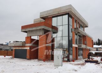 Продам дом, 446 м2, деревня Клоково, Певчий бульвар, 24