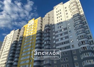 Продаю 2-ком. квартиру, 61.2 м2, Курская область, проспект Анатолия Дериглазова, 123