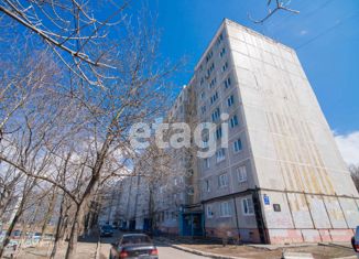 Трехкомнатная квартира на продажу, 70.3 м2, Приморский край, улица Сабанеева, 15