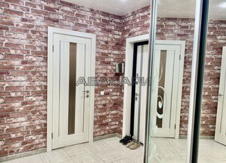 Сдаю 4-ком. квартиру, 96 м2, Красноярск, улица 9 Мая, 83, Советский район