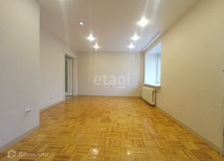 Продается 1-комнатная квартира, 41.6 м2, Удмуртия, улица Ворошилова, 121
