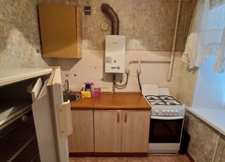 Аренда 1-ком. квартиры, 30 м2, Дзержинск, улица Гастелло, 16