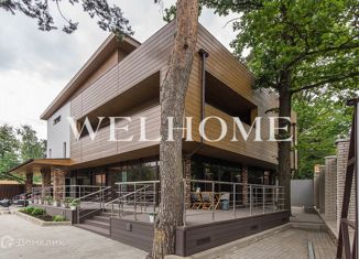 Продается дом, 370 м2, село Немчиновка, Советский проспект, 17