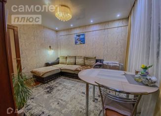 Продаю 3-комнатную квартиру, 57 м2, Тюменская область, Омская улица, 12