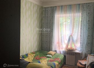 Продаю 3-ком. квартиру, 62 м2, Феодосия, улица Карла Маркса, 41