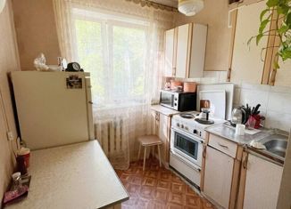 Продаю двухкомнатную квартиру, 43.2 м2, Иркутская область, Байкальская улица, 231