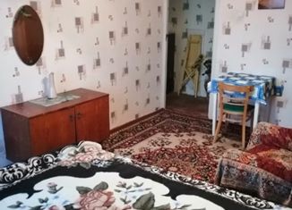 Сдаю в аренду комнату, 70 м2, Севастополь, улица Генерала Жидилова, 42