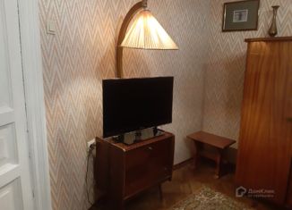 Сдаю в аренду комнату, 45 м2, Санкт-Петербург, 6-я Советская улица, 4, 6-я Советская улица