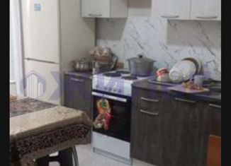 Продаю 1-ком. квартиру, 37 м2, Нефтеюганск, микрорайон 11В, 12