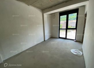 Продам 1-ком. квартиру, 34.7 м2, село Эсто-Садок, Гаражная улица, 6