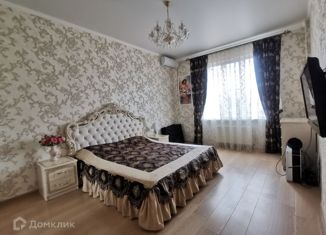 Продаю 2-ком. квартиру, 65 м2, Ставрополь, улица Спартака, 2, микрорайон №3